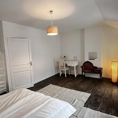 Duplex Belucie Avec Jardin * 리베락