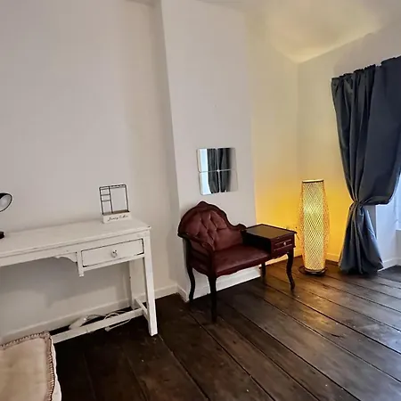 펜션 Duplex Belucie Avec Jardin